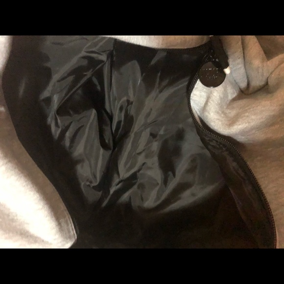 Victoria’s Secret Sport Duffle Bag - Picture 6 of 6